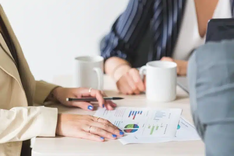 Choisir le bon cabinet comptable pour votre entreprise en région parisienne