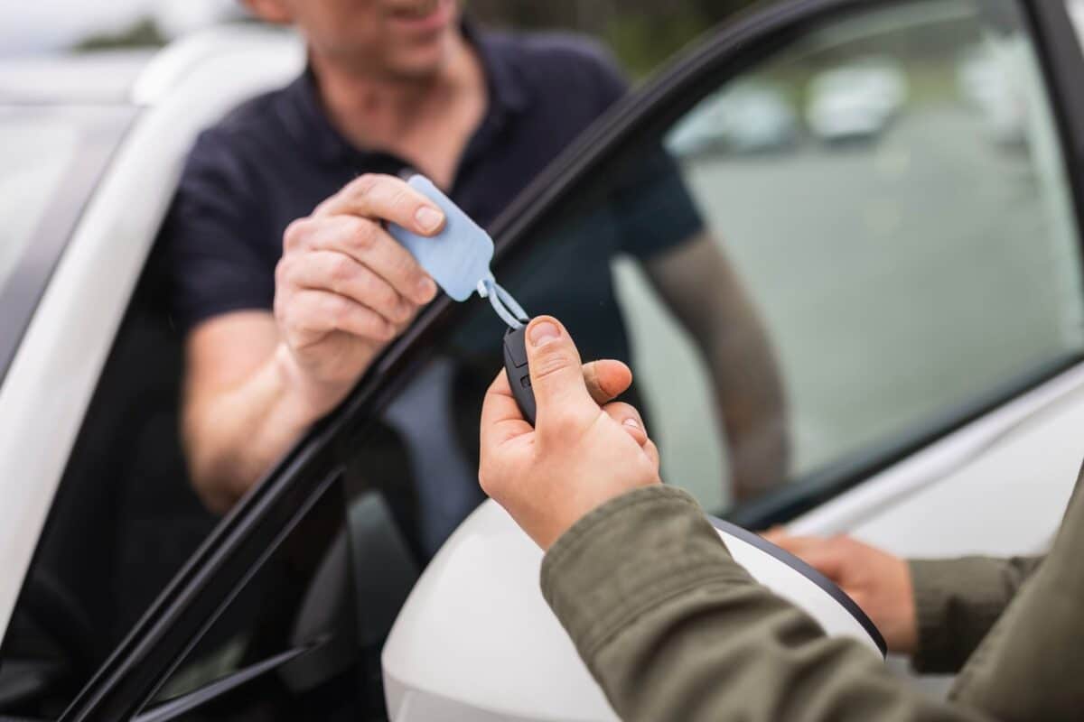 Financer son véhicule : les options à considérer pour un prêt auto adapté